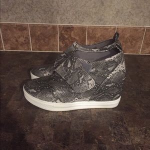Snake skin hidden wedge sneakers